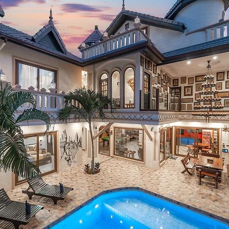 Potterland Luxury Pool Villa Pattaya Walking Street 6 Bedrooms Eksteriør billede