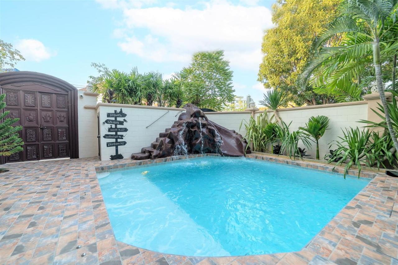 Potterland Luxury Pool Villa Pattaya Walking Street 6 Bedrooms Eksteriør billede