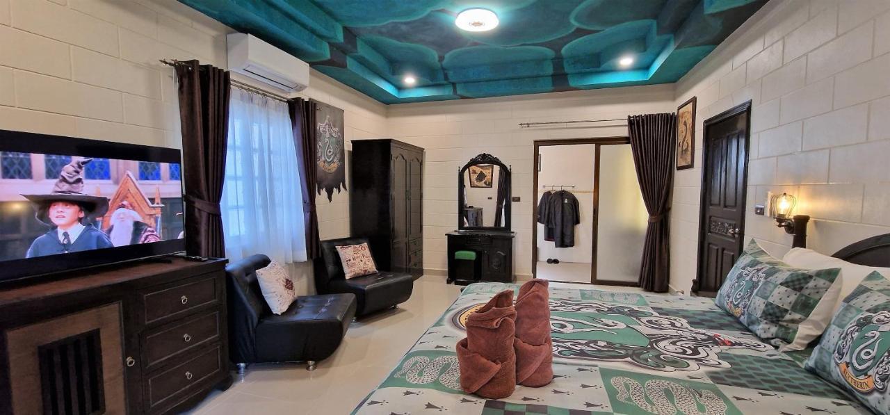 Potterland Luxury Pool Villa Pattaya Walking Street 6 Bedrooms Eksteriør billede