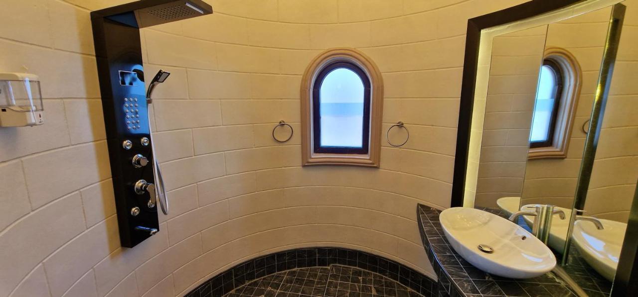 Potterland Luxury Pool Villa Pattaya Walking Street 6 Bedrooms Eksteriør billede